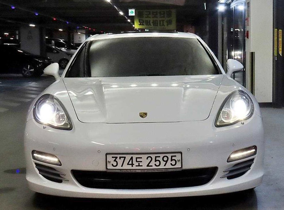 포르쉐 파나메라 4.8 4S 사진 2