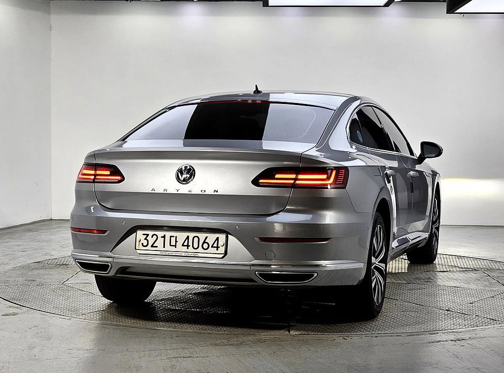폭스바겐 아테온 2.0 TDI 엘레강스 프리미엄 사진 3