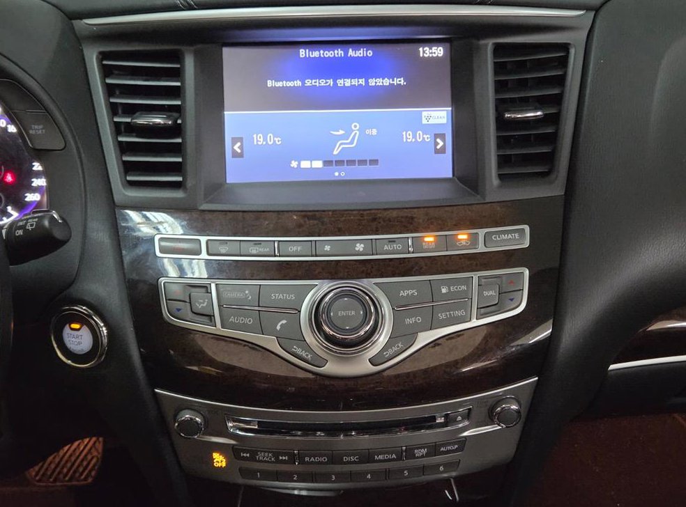 인피니티 QX 3.5 AWD 사진 12
