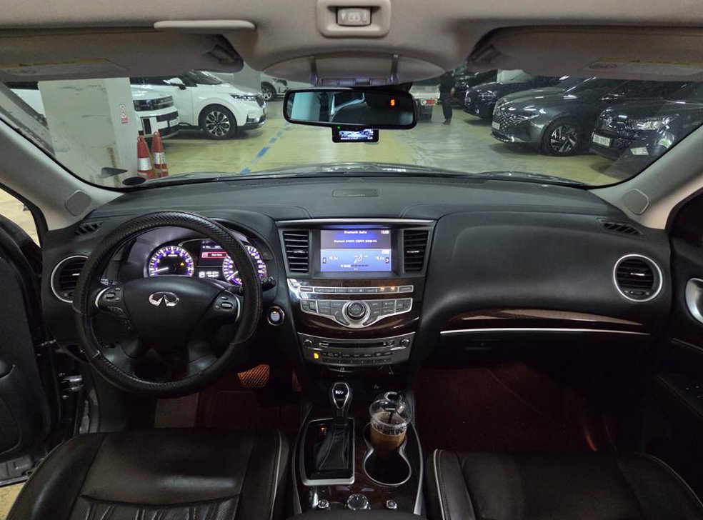 인피니티 QX 3.5 AWD 사진 9