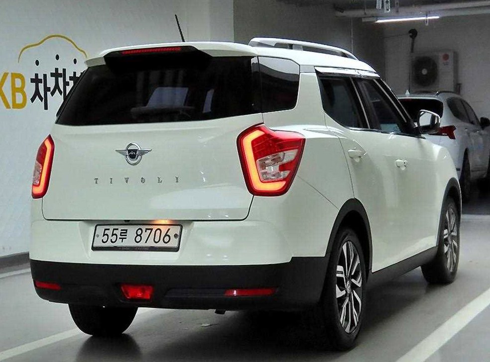 KG모빌리티(쌍용)  티볼리 2WD 가솔린 1.6 IX 사진 4