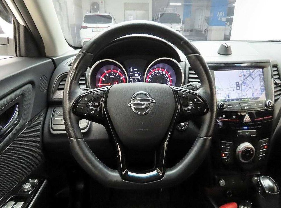 KG모빌리티(쌍용)  티볼리 2WD 가솔린 1.6 IX 사진 7