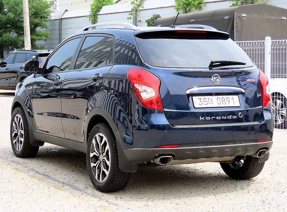 KG모빌리티(쌍용)  코란도 2WD 2.2 RX 사진 3