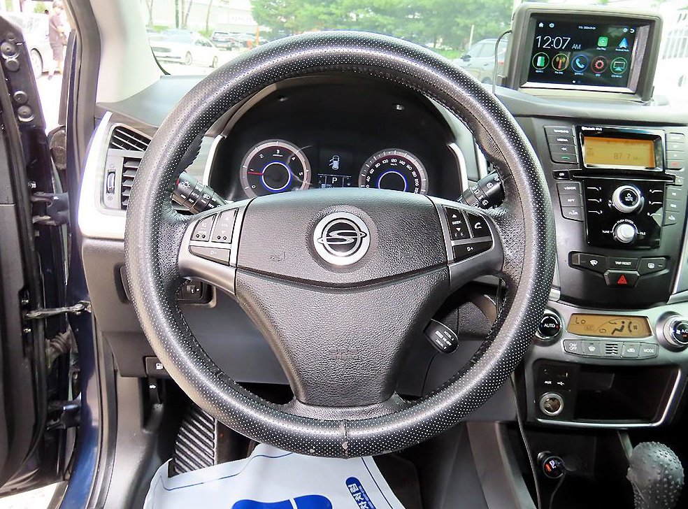 KG모빌리티(쌍용)  코란도 2WD 2.2 RX 사진 8