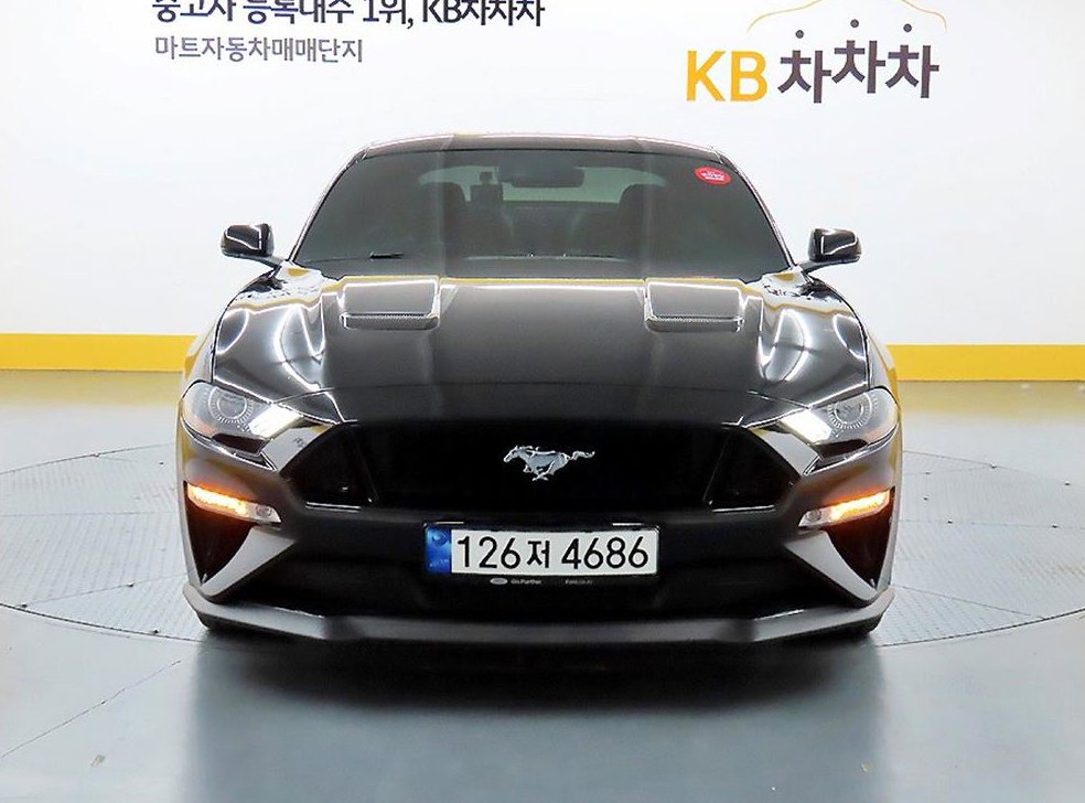 포드 머스탱 5.0 GT 쿠페