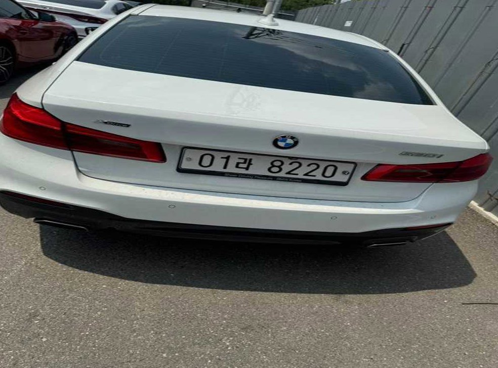 BMW 5시리즈 530i xDrive M 스포츠 플러스 사진 2