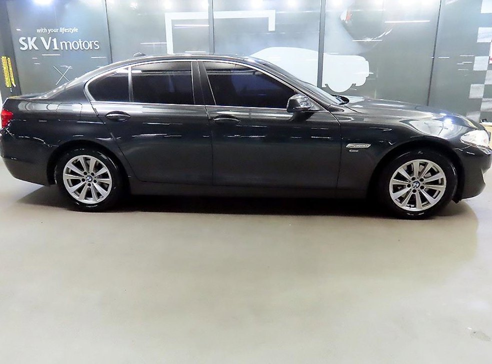 BMW 5시리즈 525d xDrive 사진 3