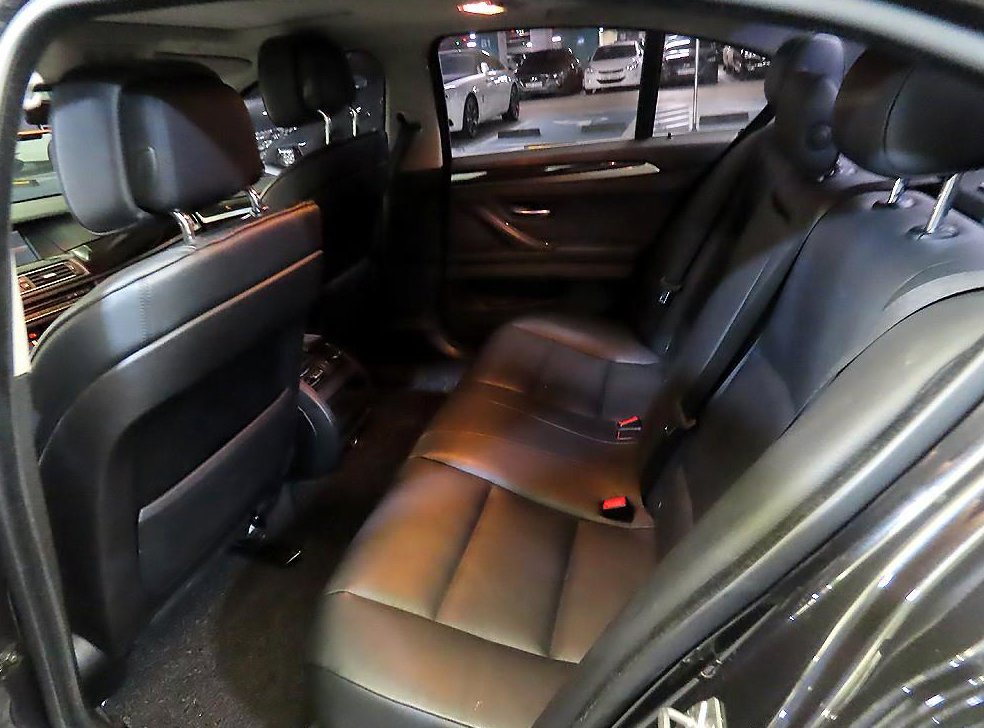 BMW 5시리즈 525d xDrive 사진 7