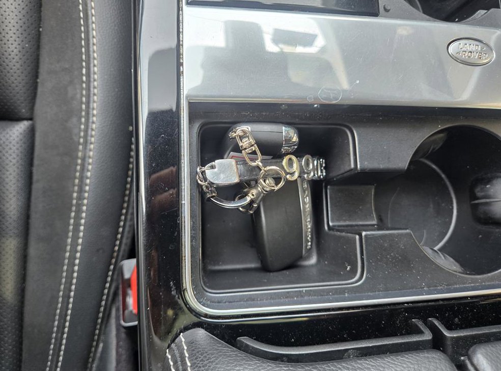 랜드로버 레인지로버 벨라 2.0 D240 R-다이나믹 SE 사진 10