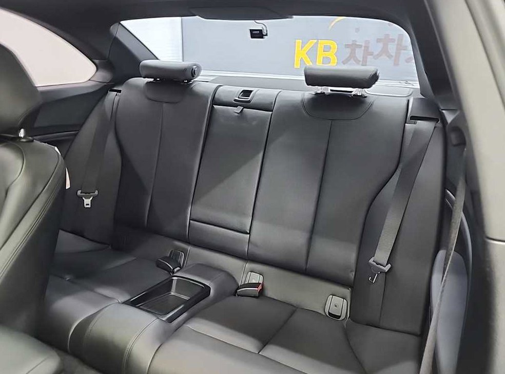 BMW 2시리즈 220d 쿠페 M 스포츠 사진 12