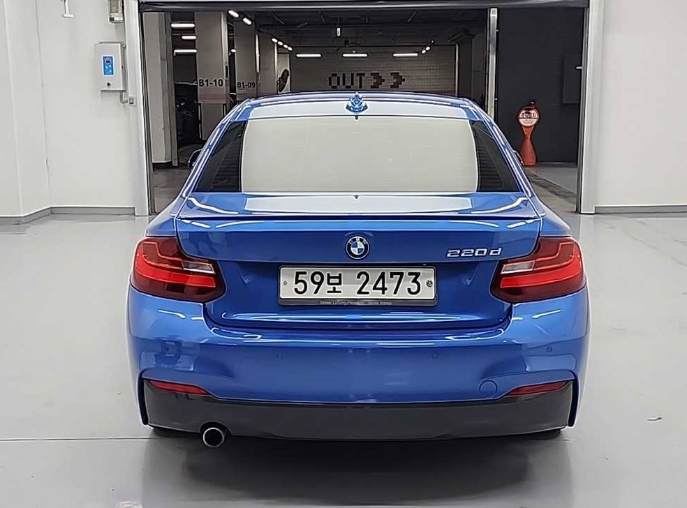BMW 2시리즈 220d 쿠페 M 스포츠 사진 3