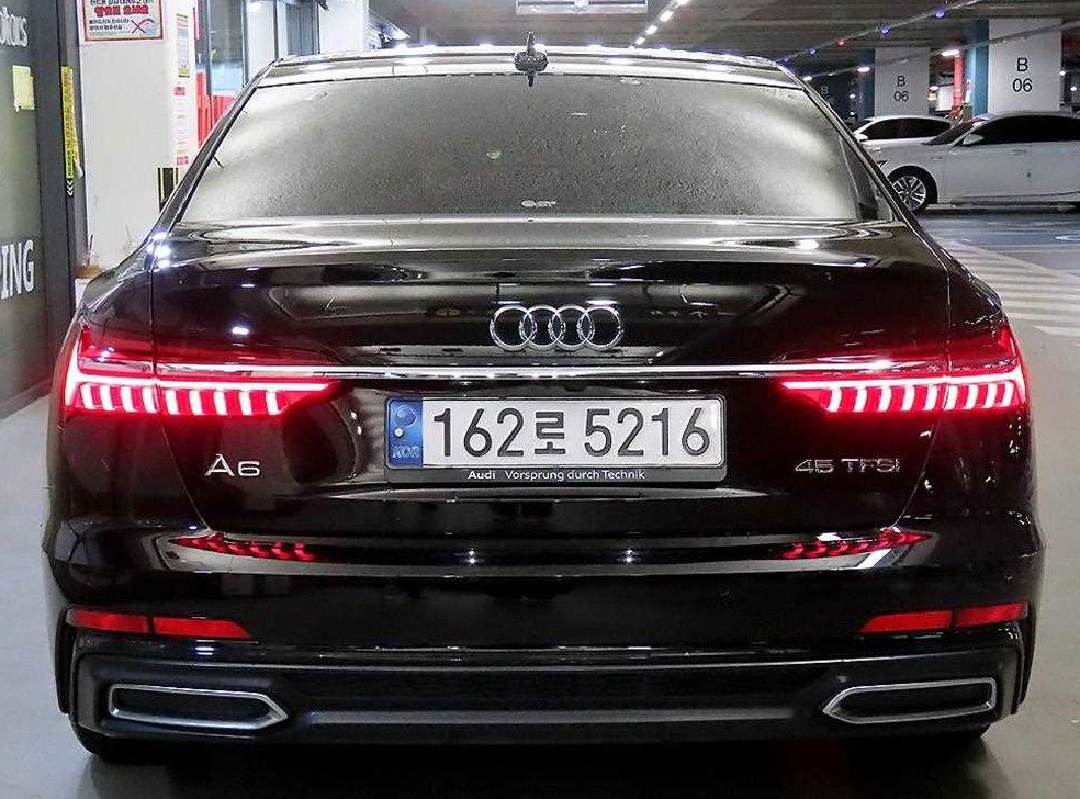 아우디 A6 45 TFSI 프리미엄 사진 5