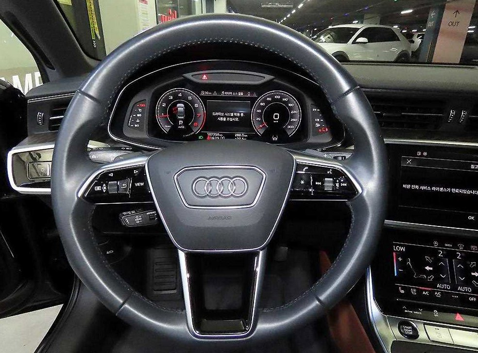 아우디 A6 45 TFSI 프리미엄 사진 8