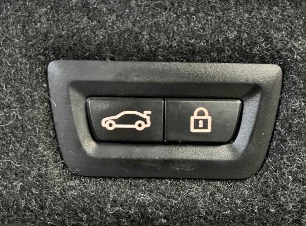 BMW 5시리즈 530i M 스포츠 플러스 사진 6