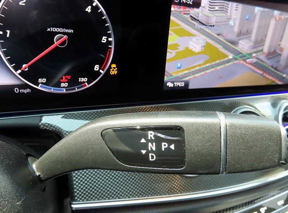 벤츠 CLS 클래스 CLS 300d AMG Line 사진 11