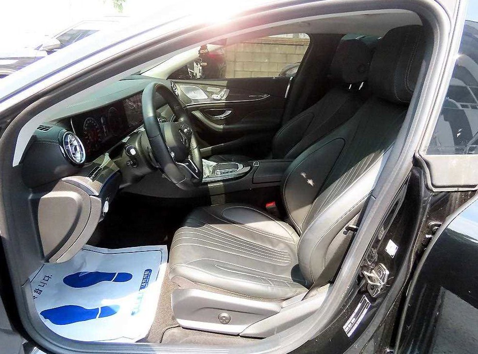 벤츠 CLS 클래스 CLS 300d AMG Line 사진 5