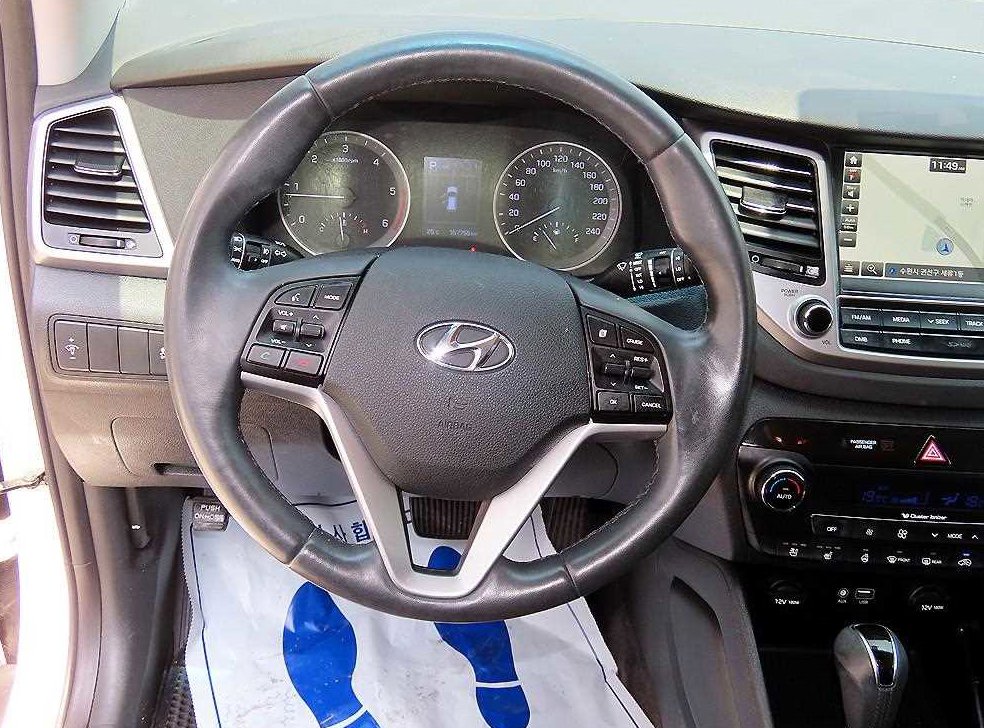 현대 투싼 디젤 1.7 2WD 사진 8