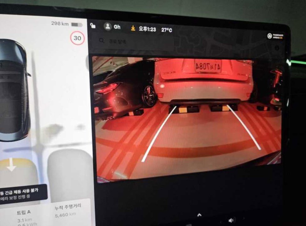 테슬라 모델 3 RWD 사진 12