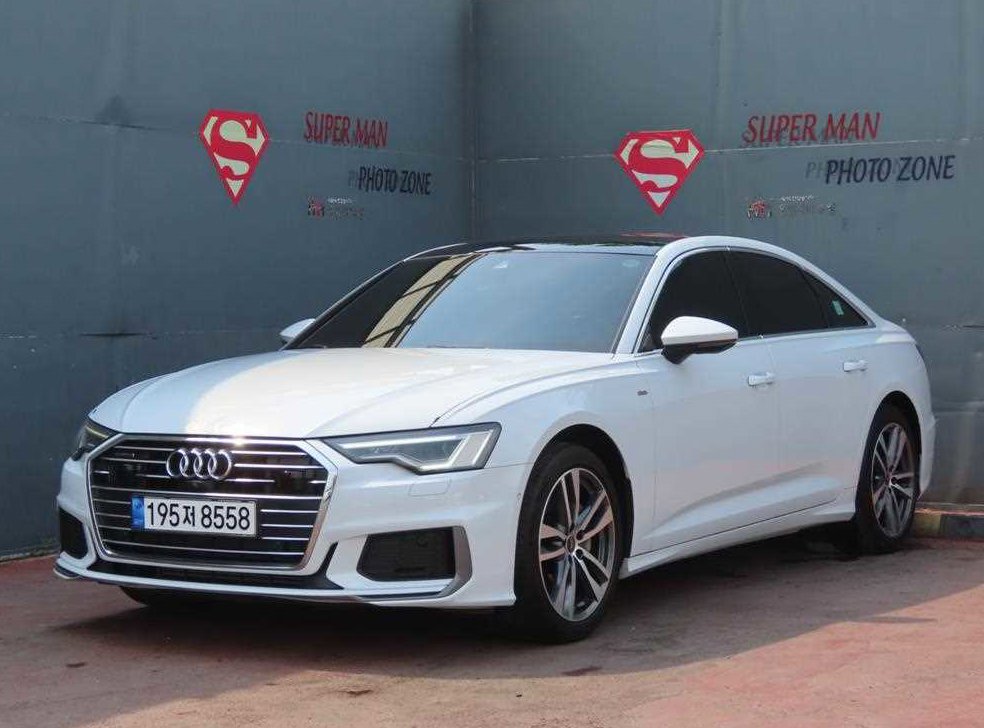 아우디 A6 45 TFSI 콰트로 프리미엄