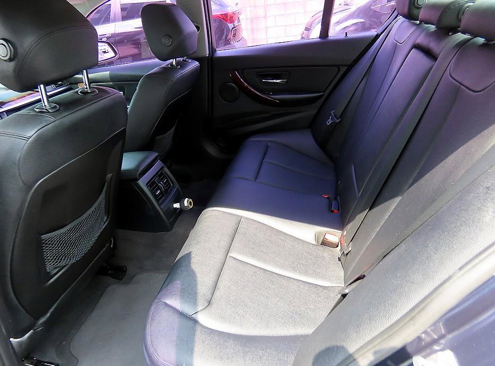 BMW 3시리즈 320d 사진 6