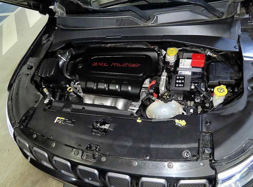 지프 컴패스 2.4 AWD S 사진 19