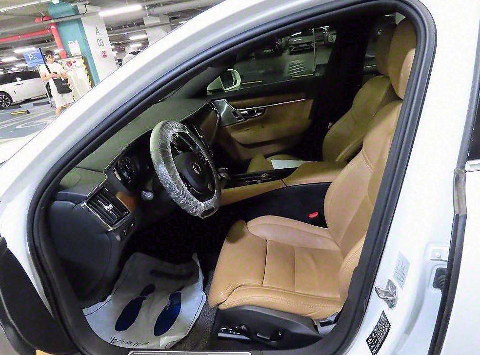 볼보 S90 T5 인스크립션 사진 6