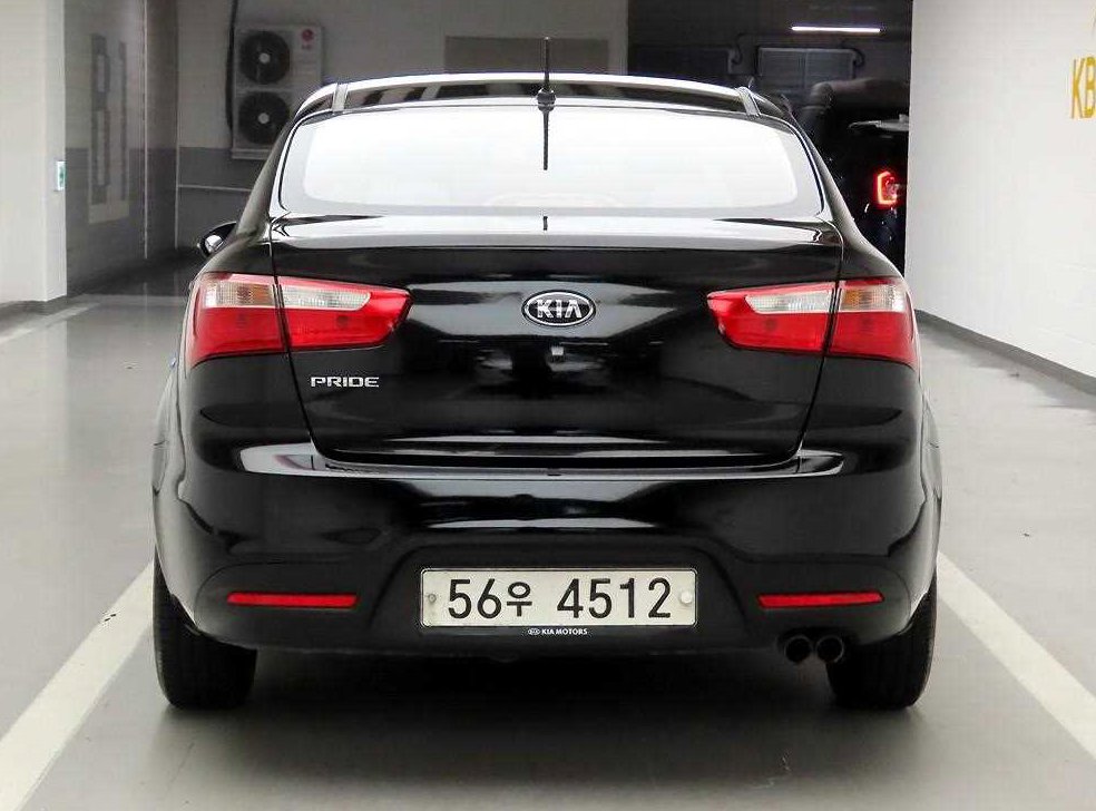 기아 프라이드 4DR 1.6GDI 럭셔리 사진 3