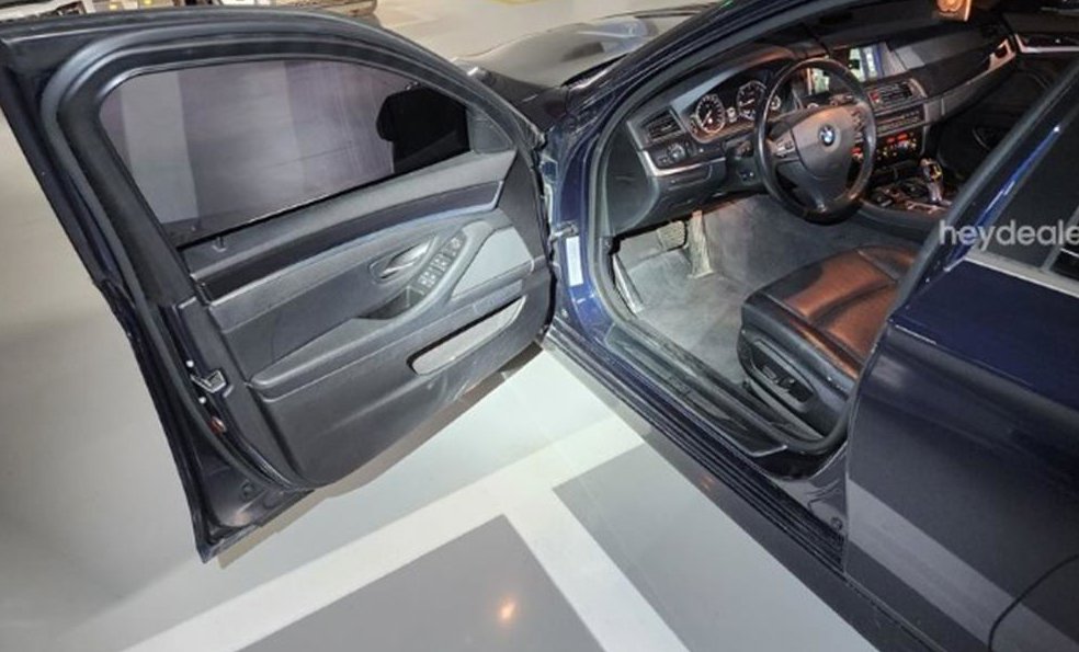 BMW 5시리즈 520d 사진 7