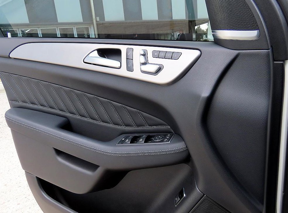 벤츠 GLE 클래스 GLE 350 d 4MATIC 쿠페 사진 11