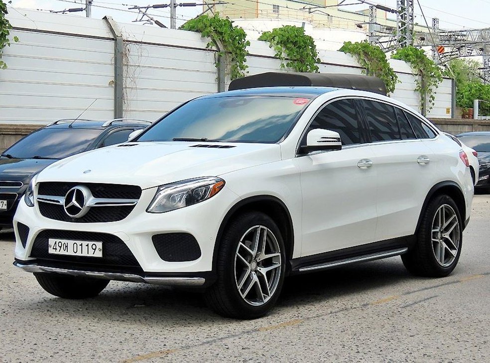 벤츠 GLE 클래스 GLE 350 d 4MATIC 쿠페 사진 2