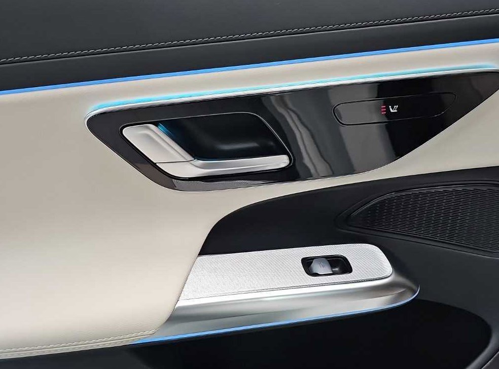 벤츠 E 클래스 E200 사진 13