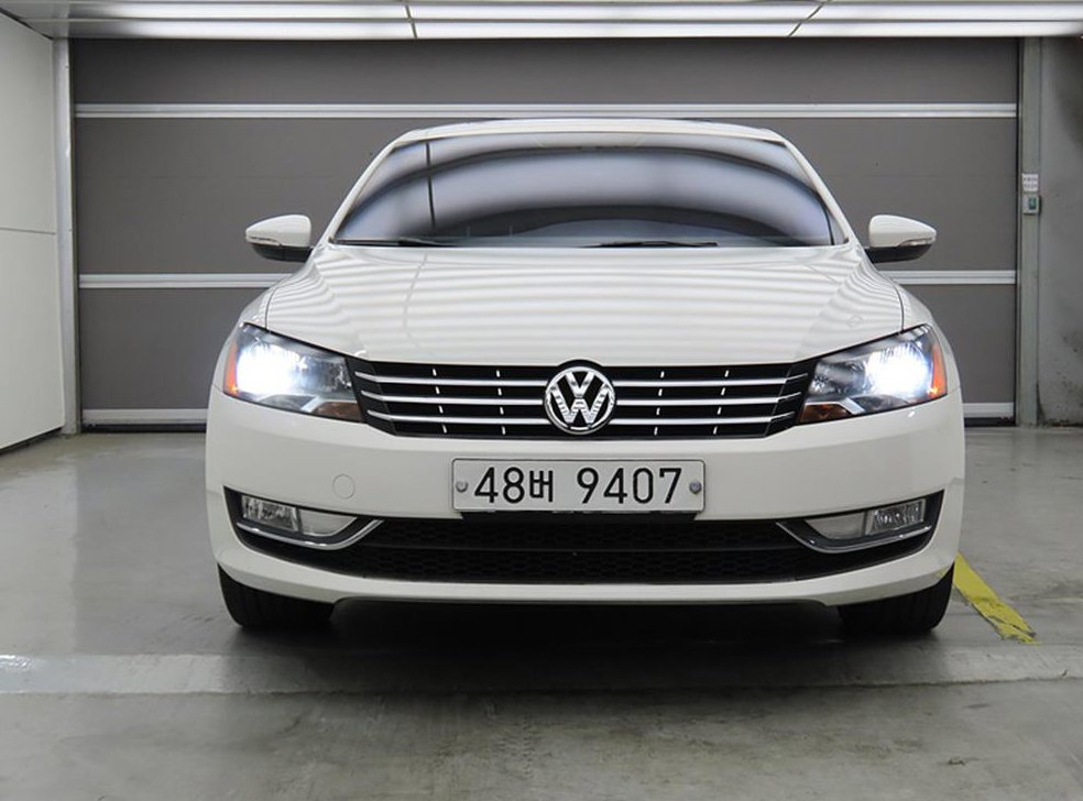 폭스바겐 파사트 2.0 TDI 사진 2