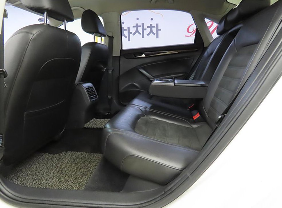 폭스바겐 파사트 2.0 TDI 사진 6