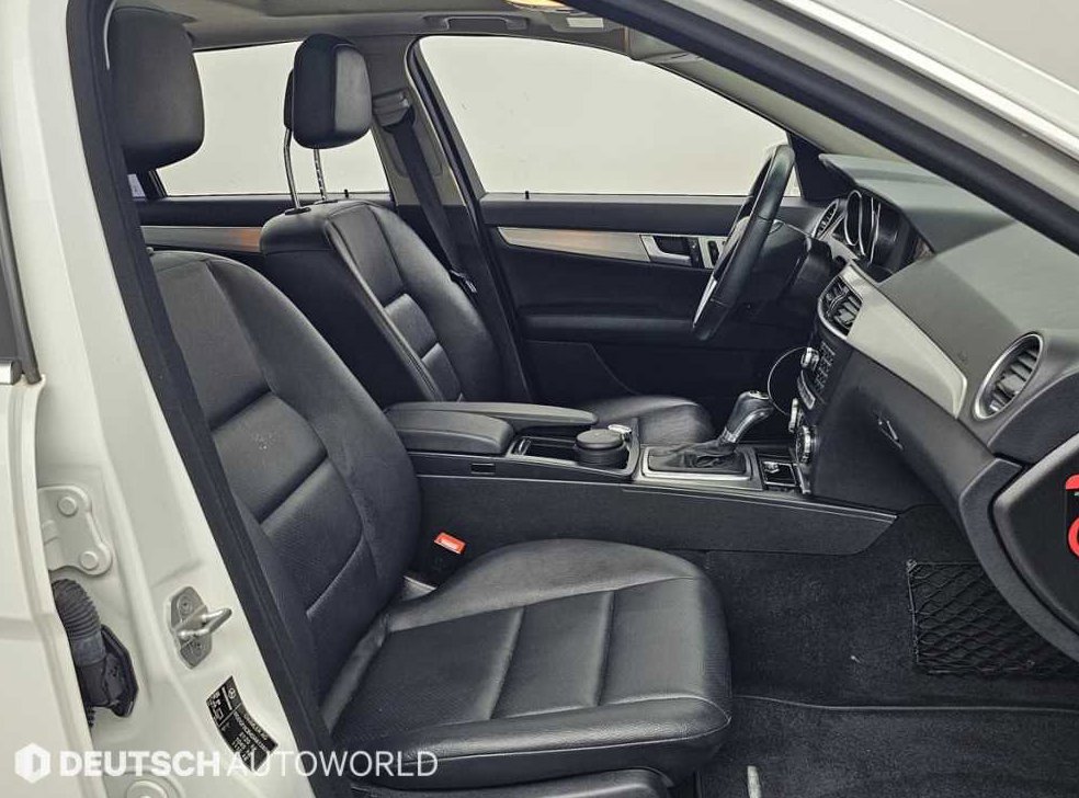벤츠 C 클래스 C220 CDI 아방가르드 사진 10