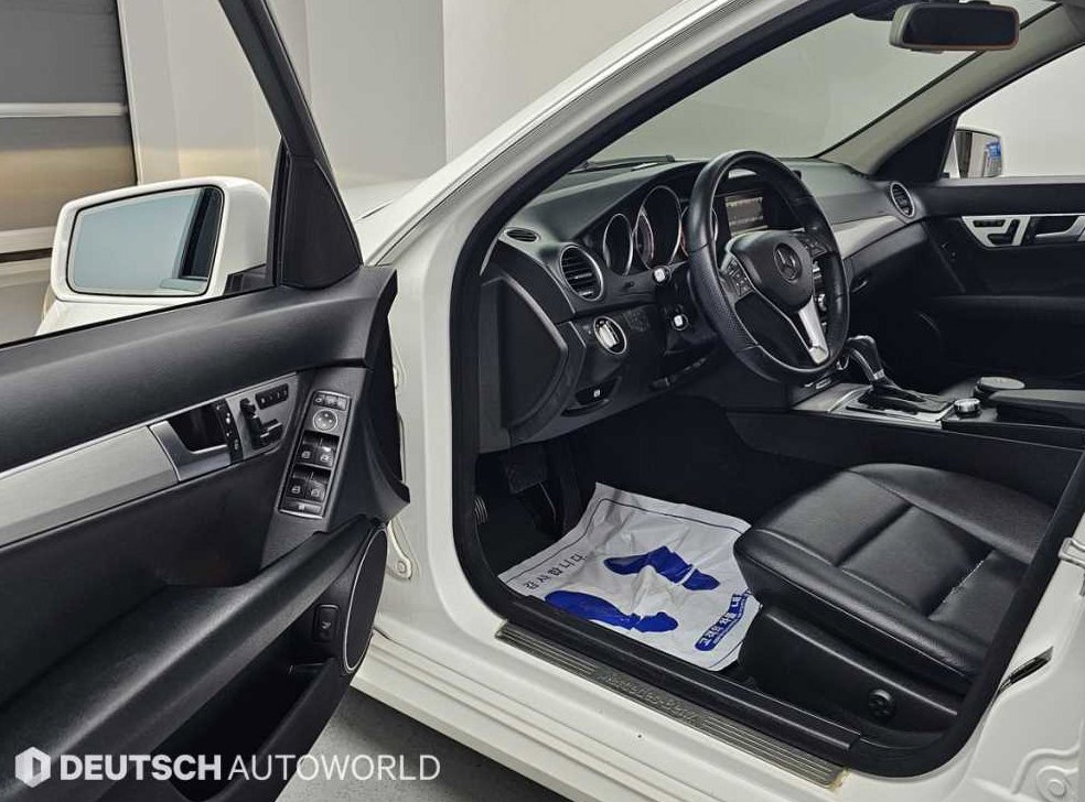 벤츠 C 클래스 C220 CDI 아방가르드 사진 11
