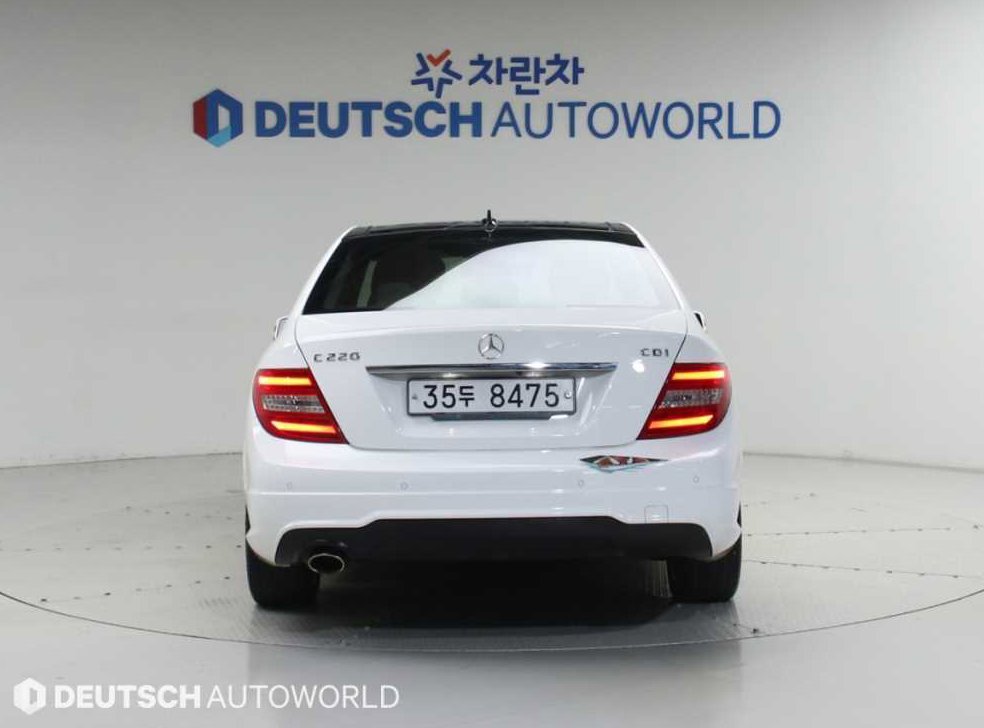 벤츠 C 클래스 C220 CDI 아방가르드 사진 4