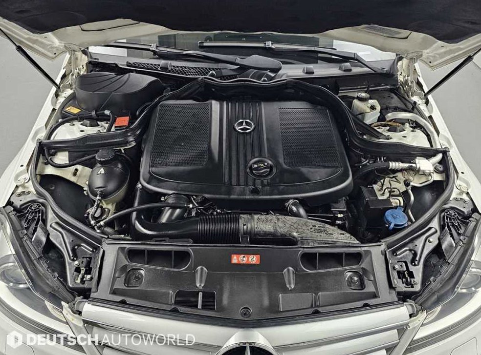 벤츠 C 클래스 C220 CDI 아방가르드 사진 6