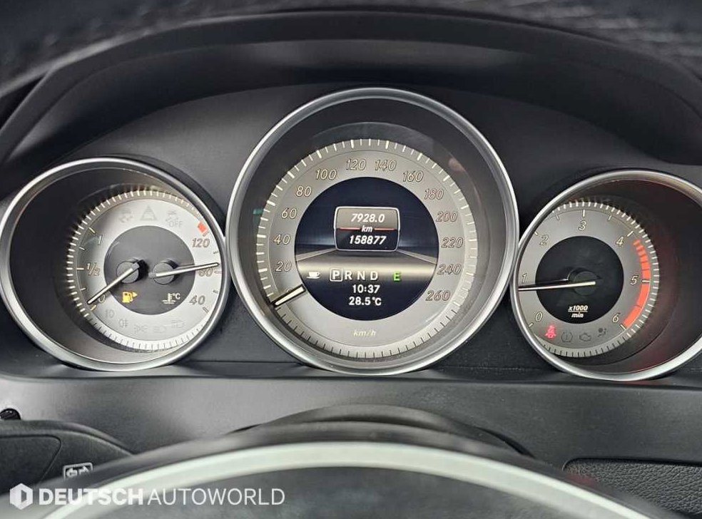 벤츠 C 클래스 C220 CDI 아방가르드 사진 8