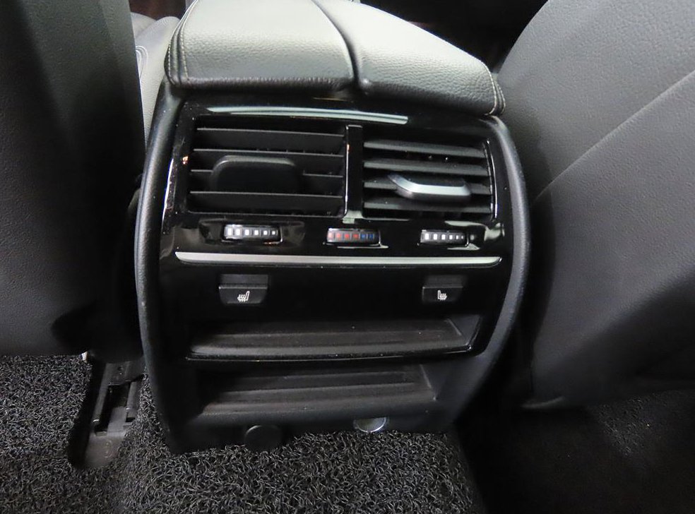 BMW 5시리즈 520d M 스포츠 사진 12