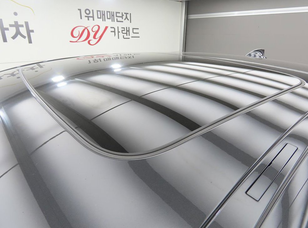 BMW 5시리즈 520d M 스포츠 사진 17