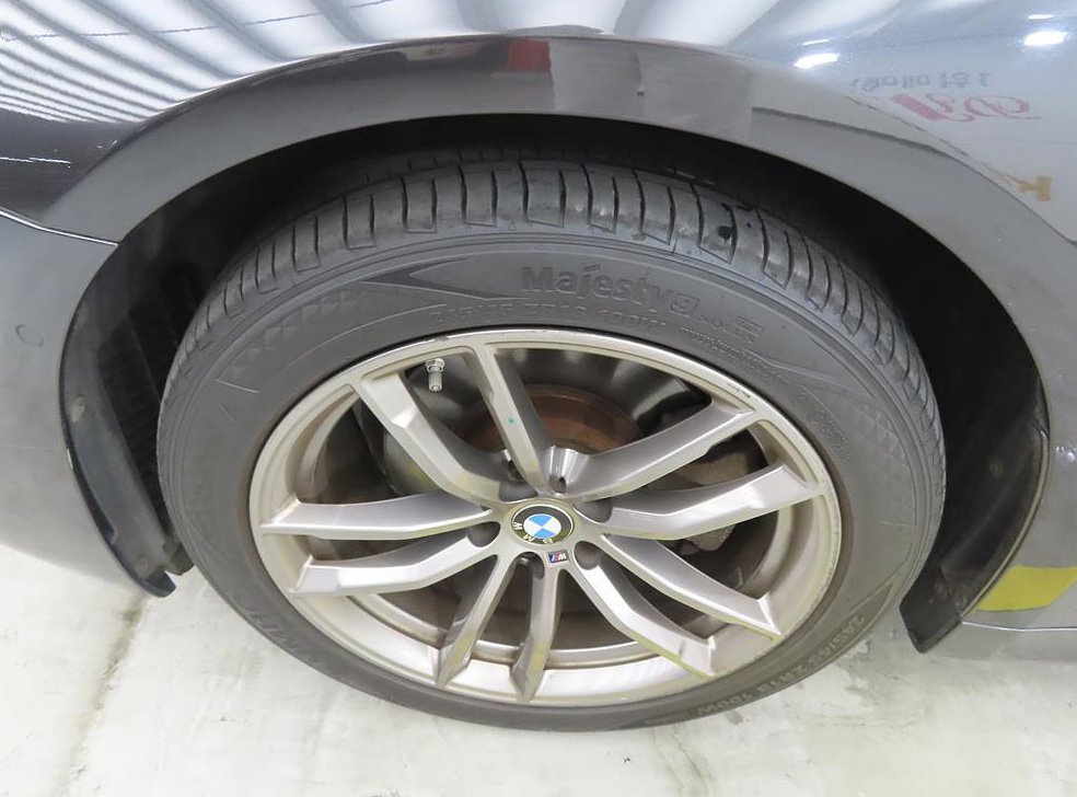 BMW 5시리즈 520d M 스포츠 사진 20
