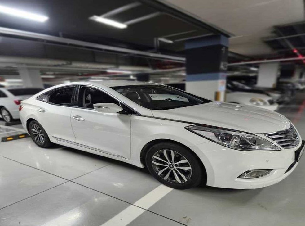 현대 그랜저 HG300 PRIME 사진 4