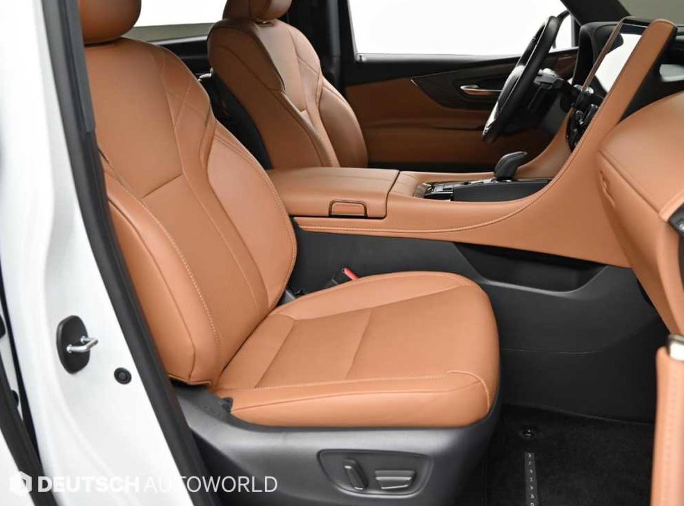 토요타 알파드 2.5 HEV AWD 사진 10