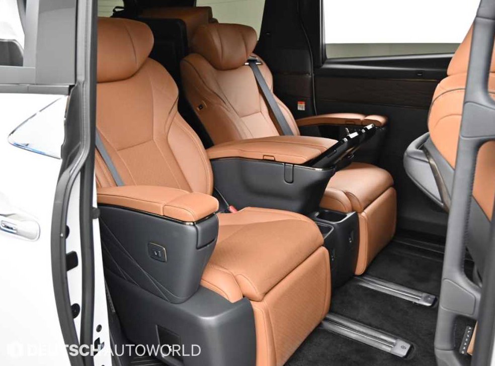 토요타 알파드 2.5 HEV AWD 사진 12