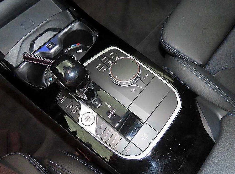 BMW 1시리즈 120i M 스포츠 사진 12