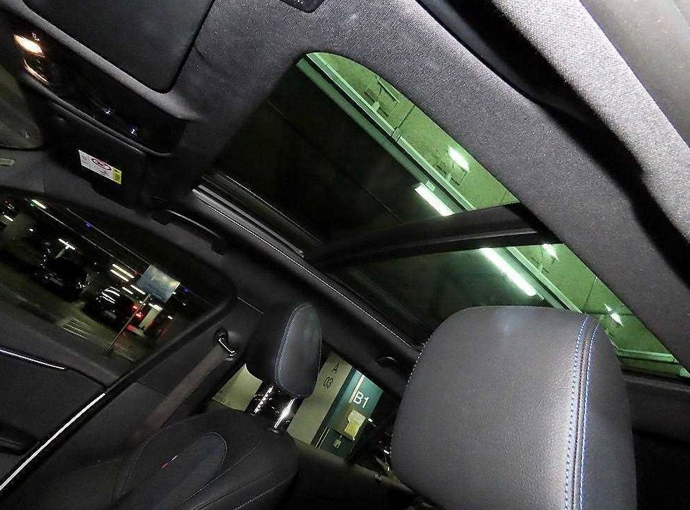 BMW 1시리즈 120i M 스포츠 사진 16