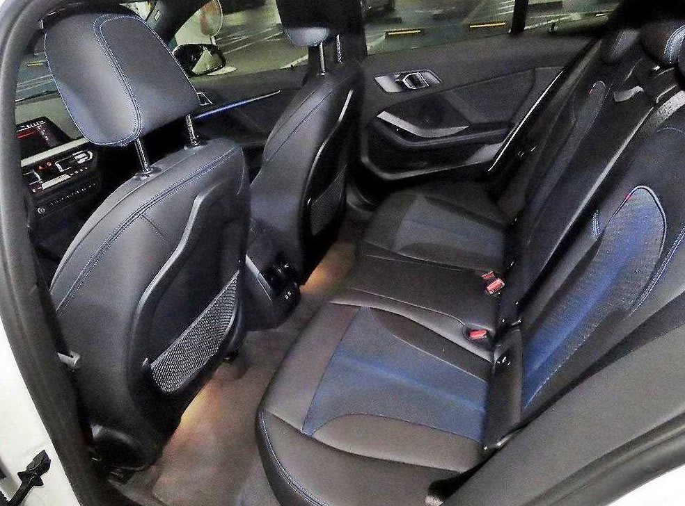 BMW 1시리즈 120i M 스포츠 사진 7