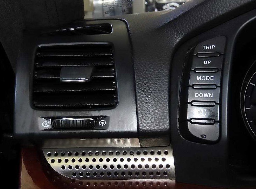 KG모빌리티(쌍용)  체어맨 CW600 4TRONIC 사진 13