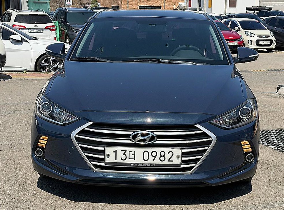현대 아반떼 1.6 e-VGT 스마트 스페셜