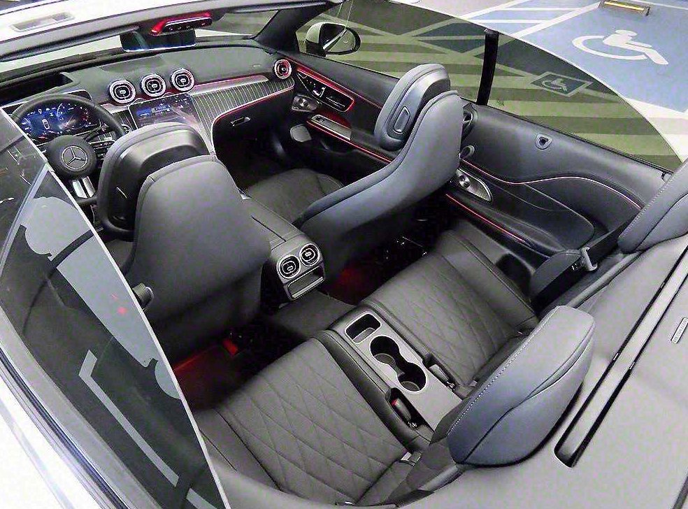 벤츠 CLE 클래스 CLE 450 4MATIC 카브리올레 사진 9